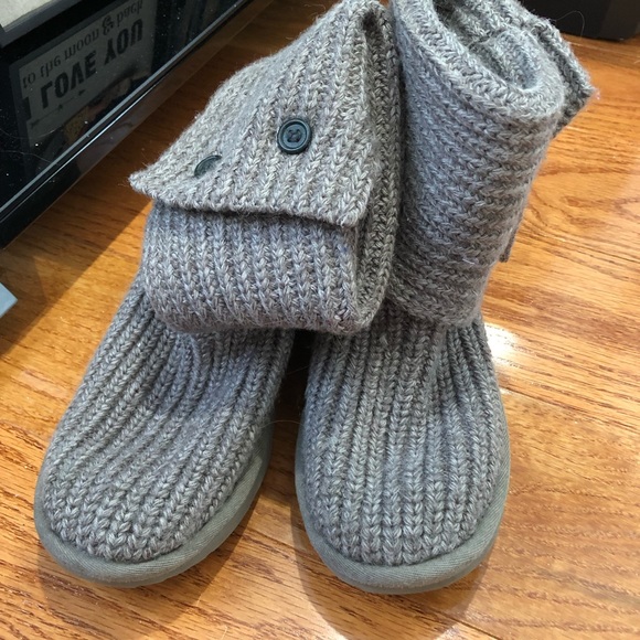 Ugg boots - Picture 2 of 2